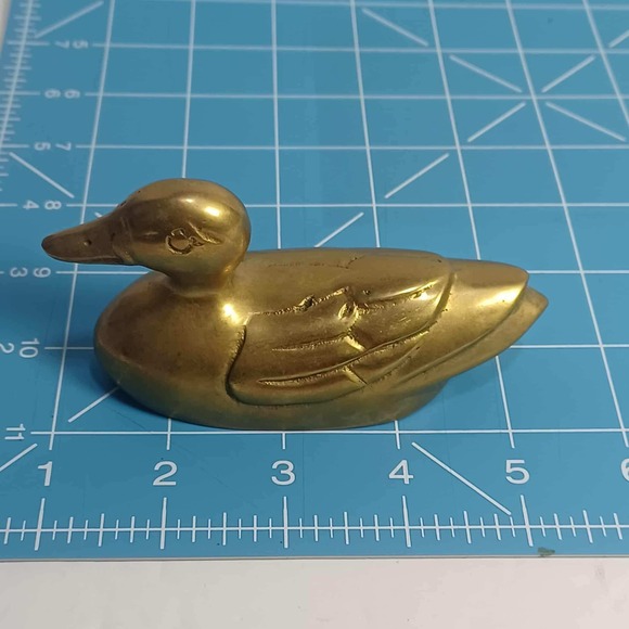 Vintage Brass Duck Figurine, Hollow Collectible Bird Decor, Small Brass Duck - Picture 6 of 7